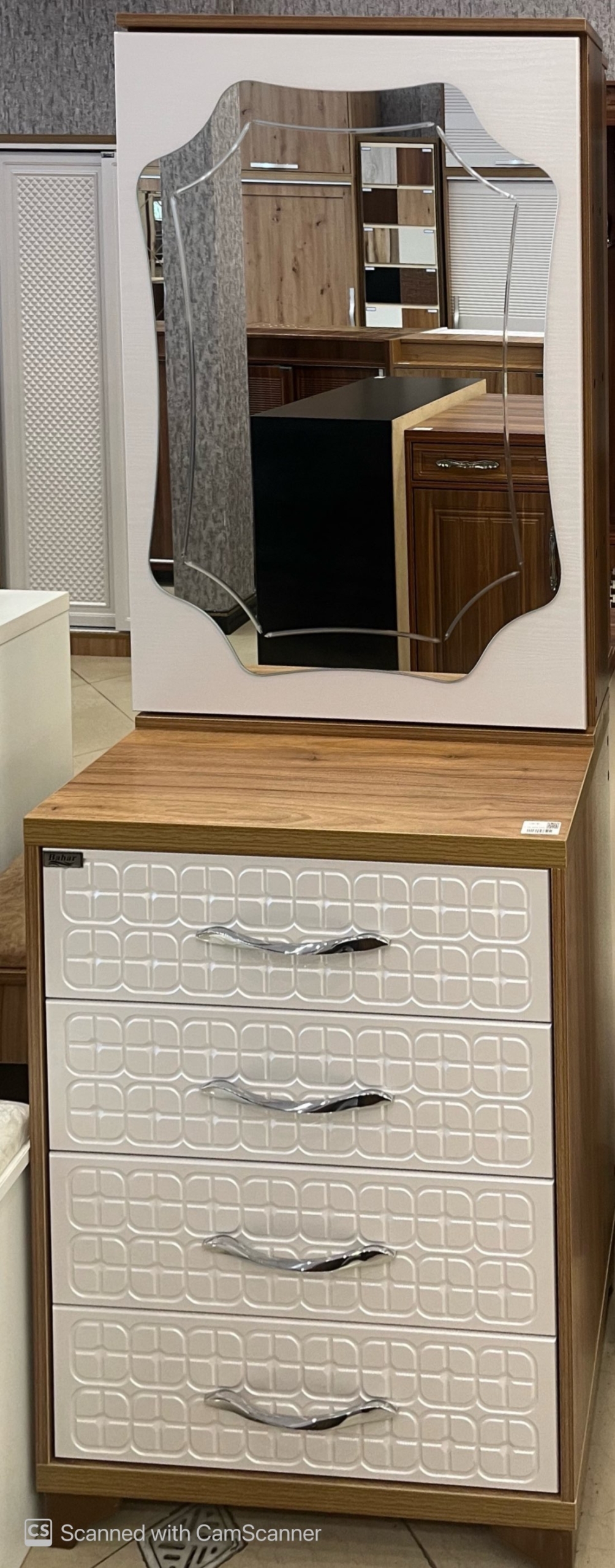 میز آرایش 65