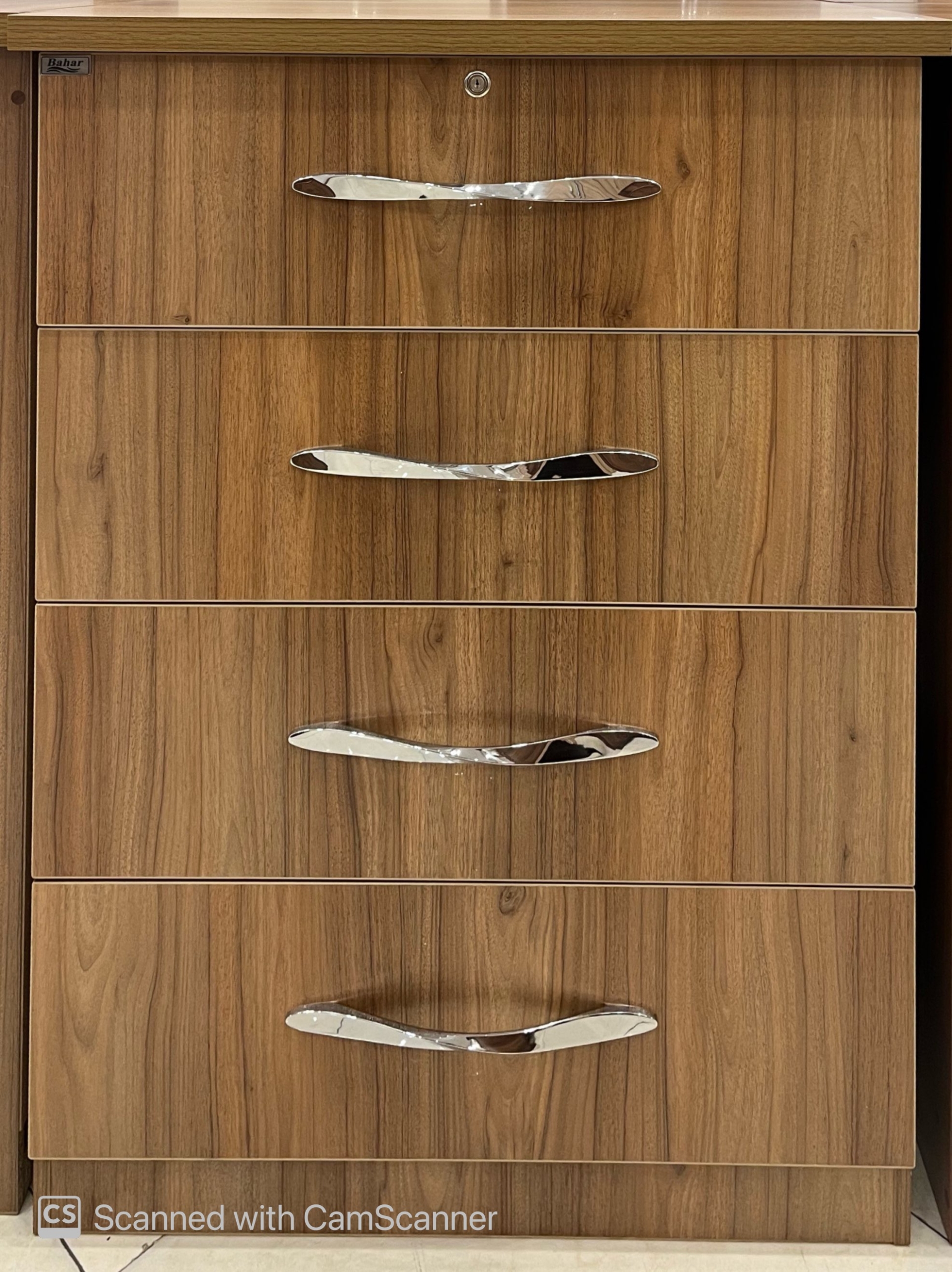 دراور 4 کشو یه تیکه