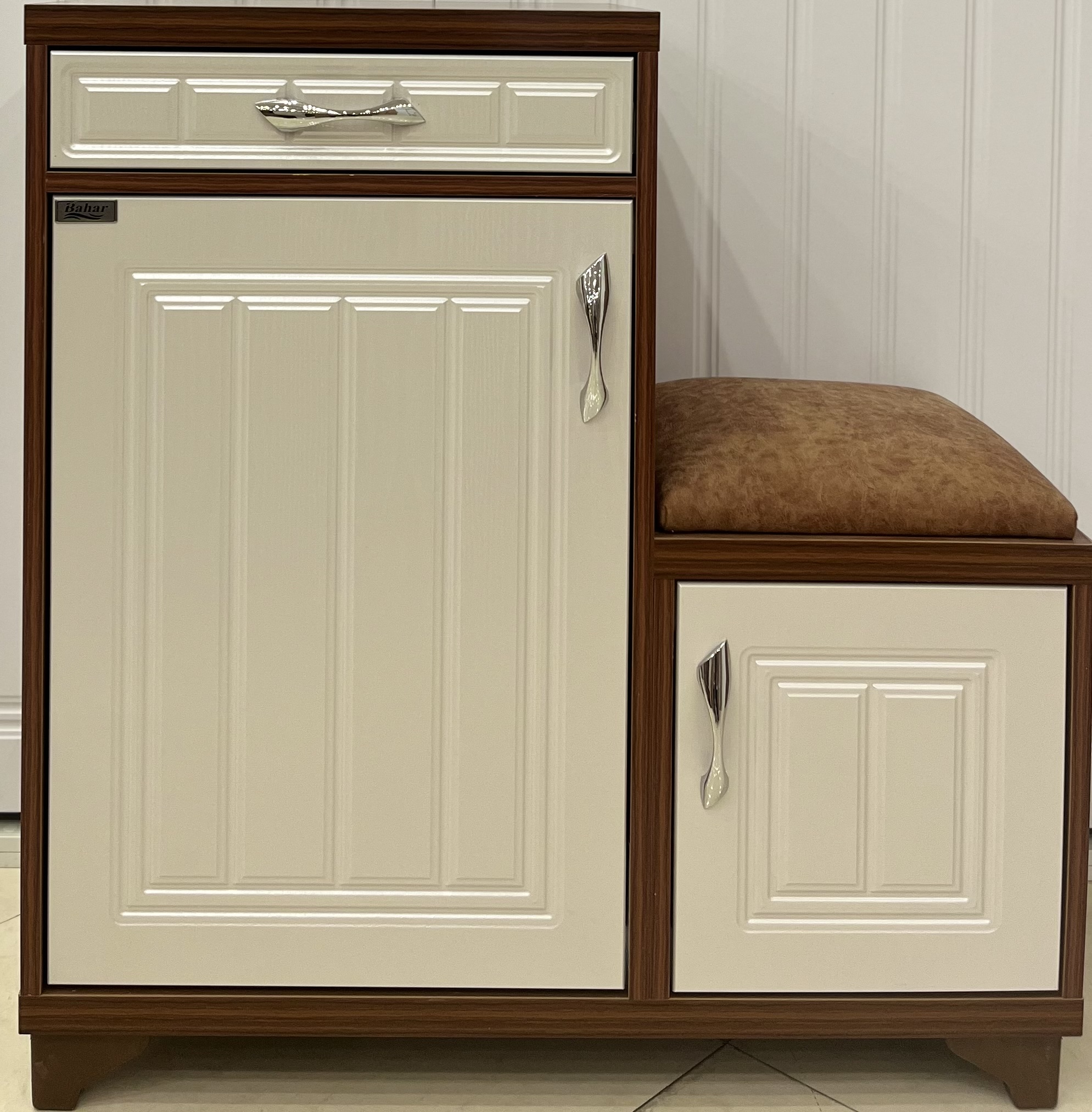 جاکفشی نشیمن دو پله