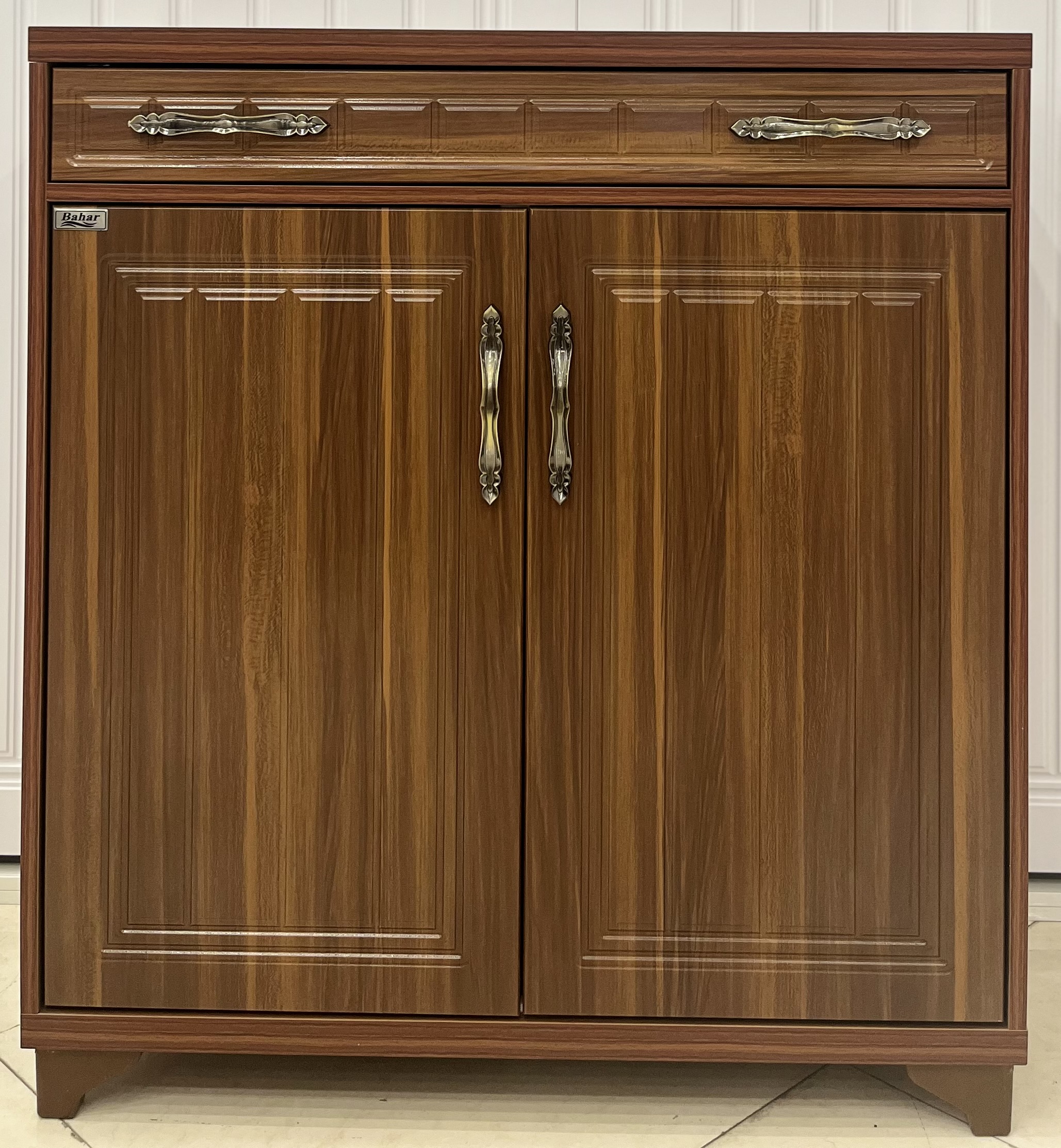 جاکفشی ۹۰ تک کشو